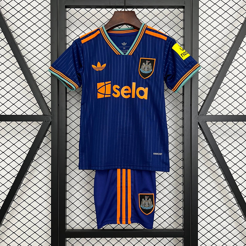 NEWCASTLE I 25/26 CONJUNTO INFANTIL